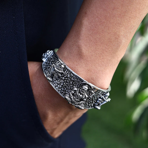 Devam Hanumanji kada bracelet in silver with intricate carvings of Lord Hanuman
